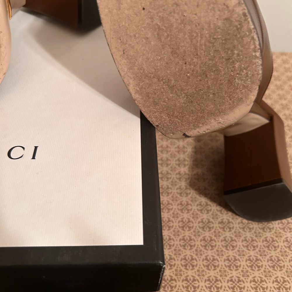 Gucci Clogs size 42( Authentic) - Picture 4 of 9